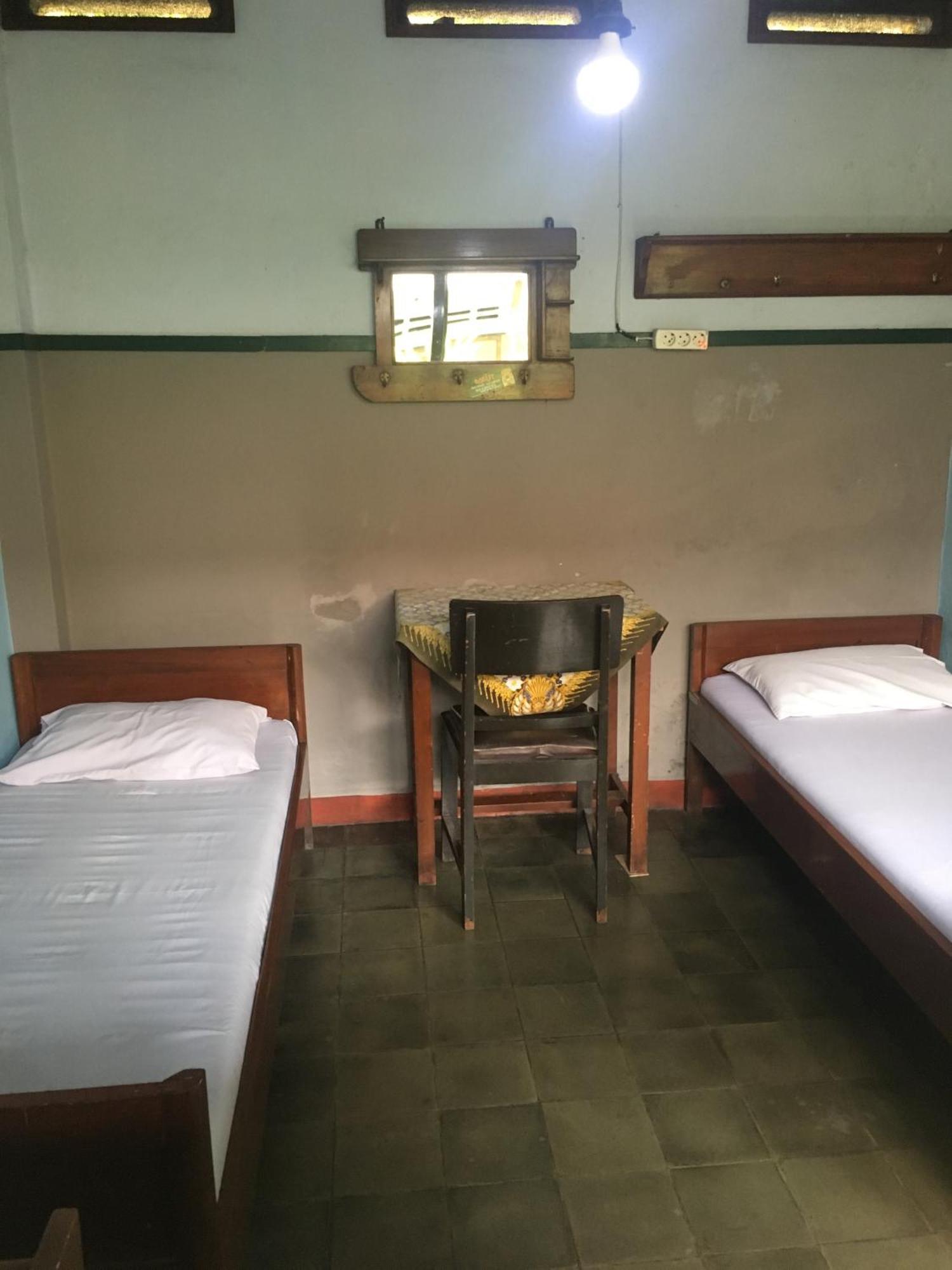 Oyo Life 1708 Hotel Budi Famili 1 Syariah Ciamis Экстерьер фото